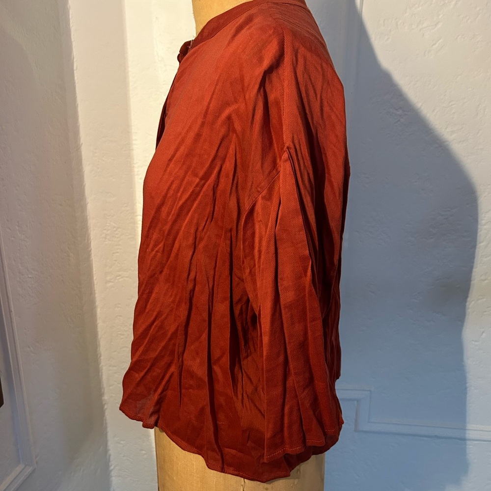 Weekday Burnt Red Top - Picture 2 of 4